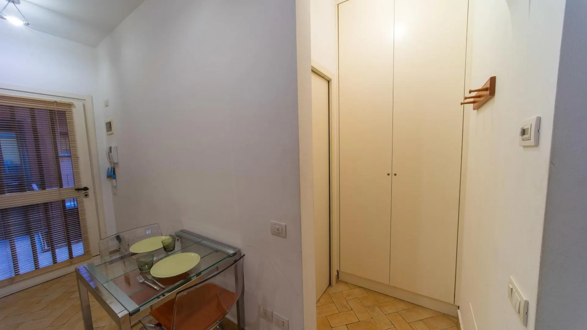 Disciplini Apartment A 5 Min Dal Duomo Milaan
